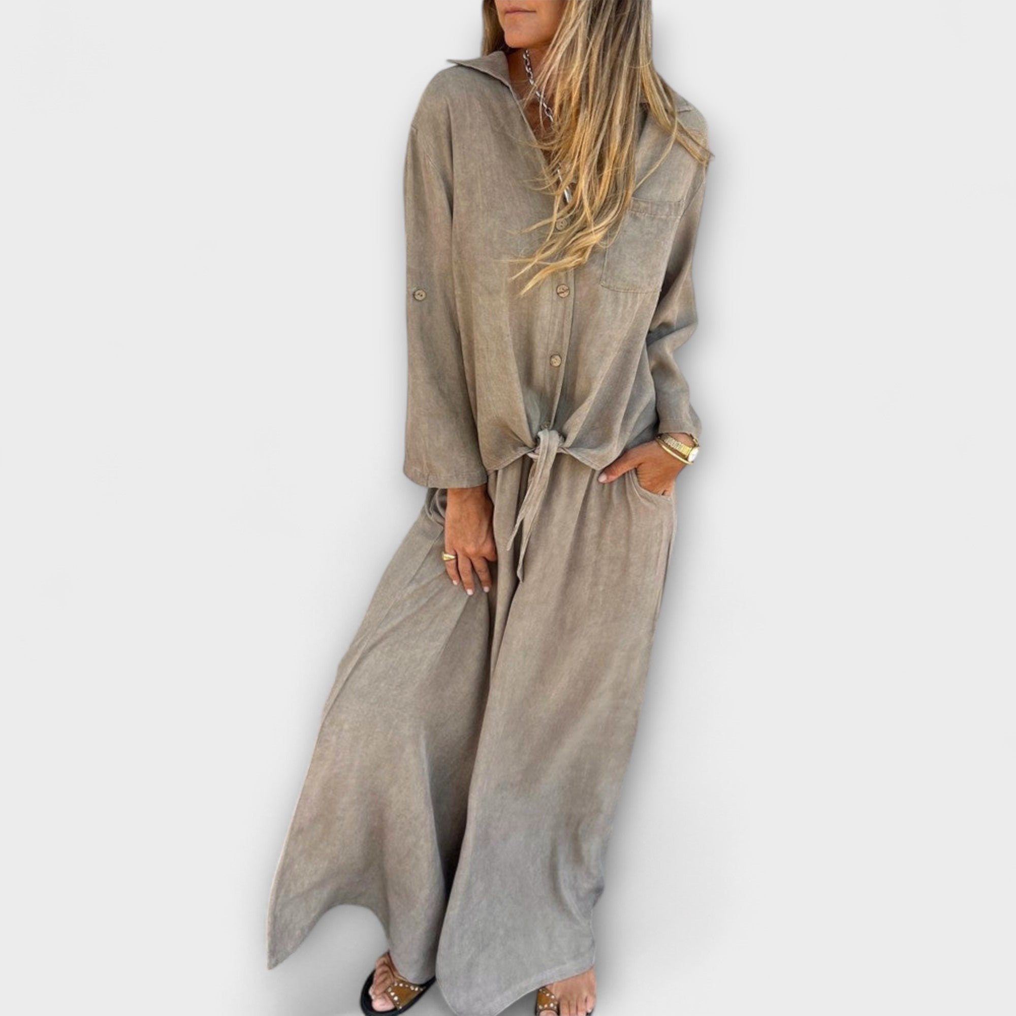 Atlas - Two-Piece Set